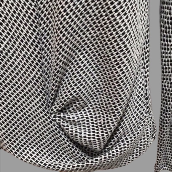 NWT A. Byer Tweed Knit Top with Silver-Tone Necklace, Off-White & Black, Size L - Picture 7 of 10